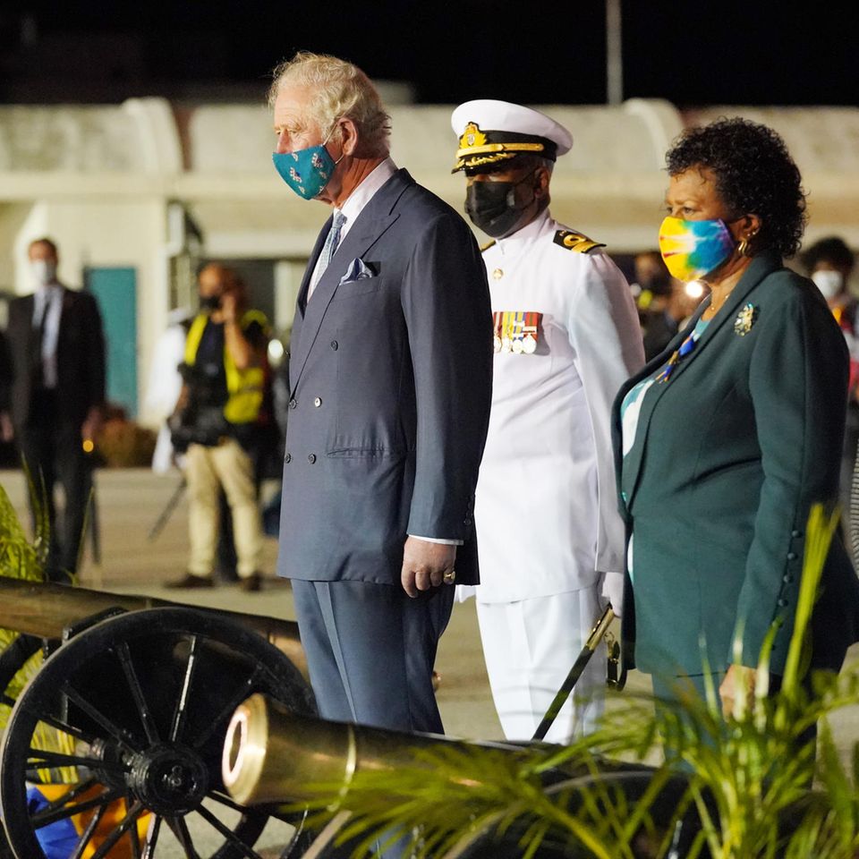 Prinz Charles und Sandra Mason (Generalgouverneurin und designierte Präsidentin von Barbados)