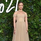 Eine Verwandte der britischen Royals mischt sich ebenfalls unter das Modevolk – Lady Amelia Windsor besucht die "British Fashion Awards" in einem Tüllkleid von Sabina Bilenko Couture. 