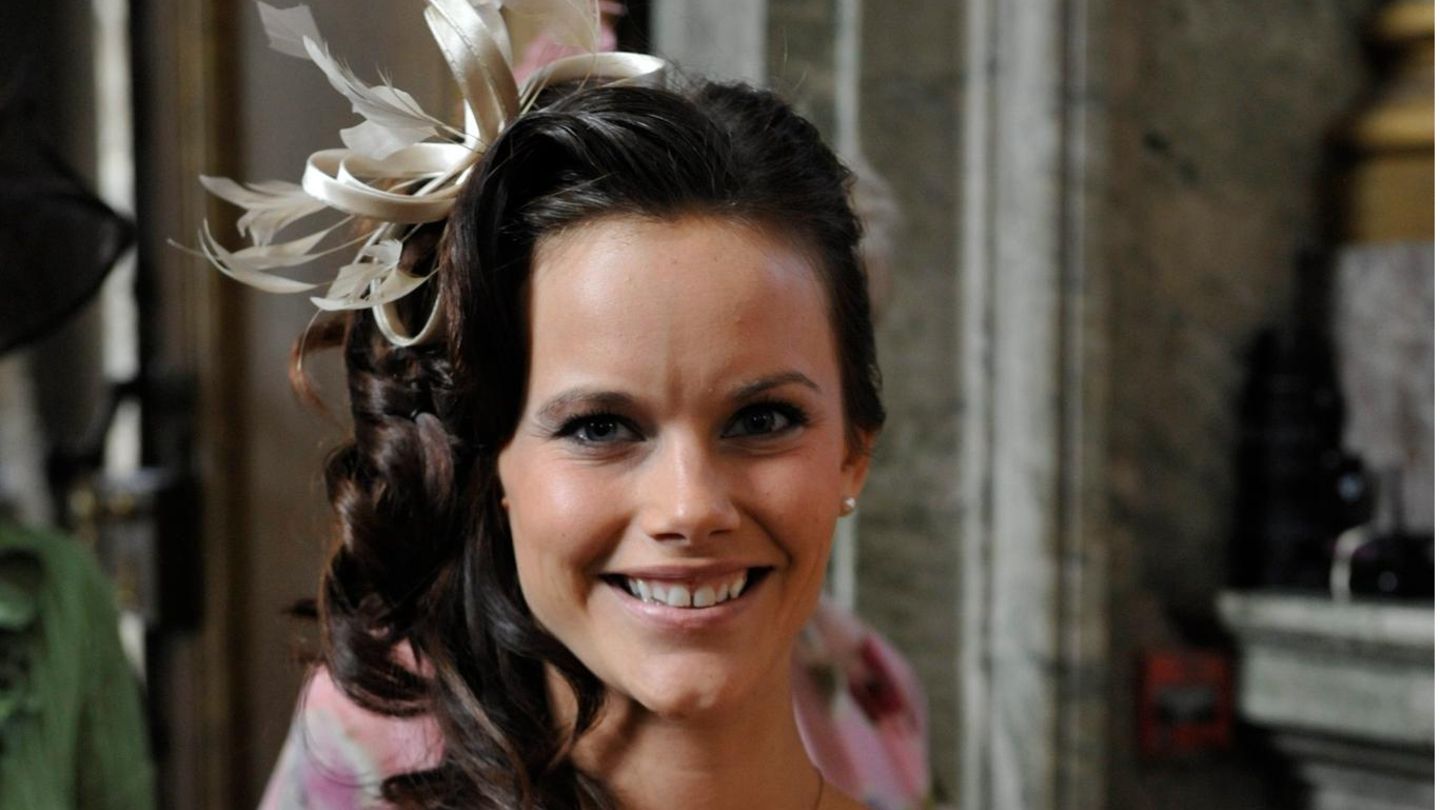 Vom-Model-zur-Prinzessin-Der-Beautywandel-der-Schwedin-zeigt-ihr-Anti-Aging-Geheimnis