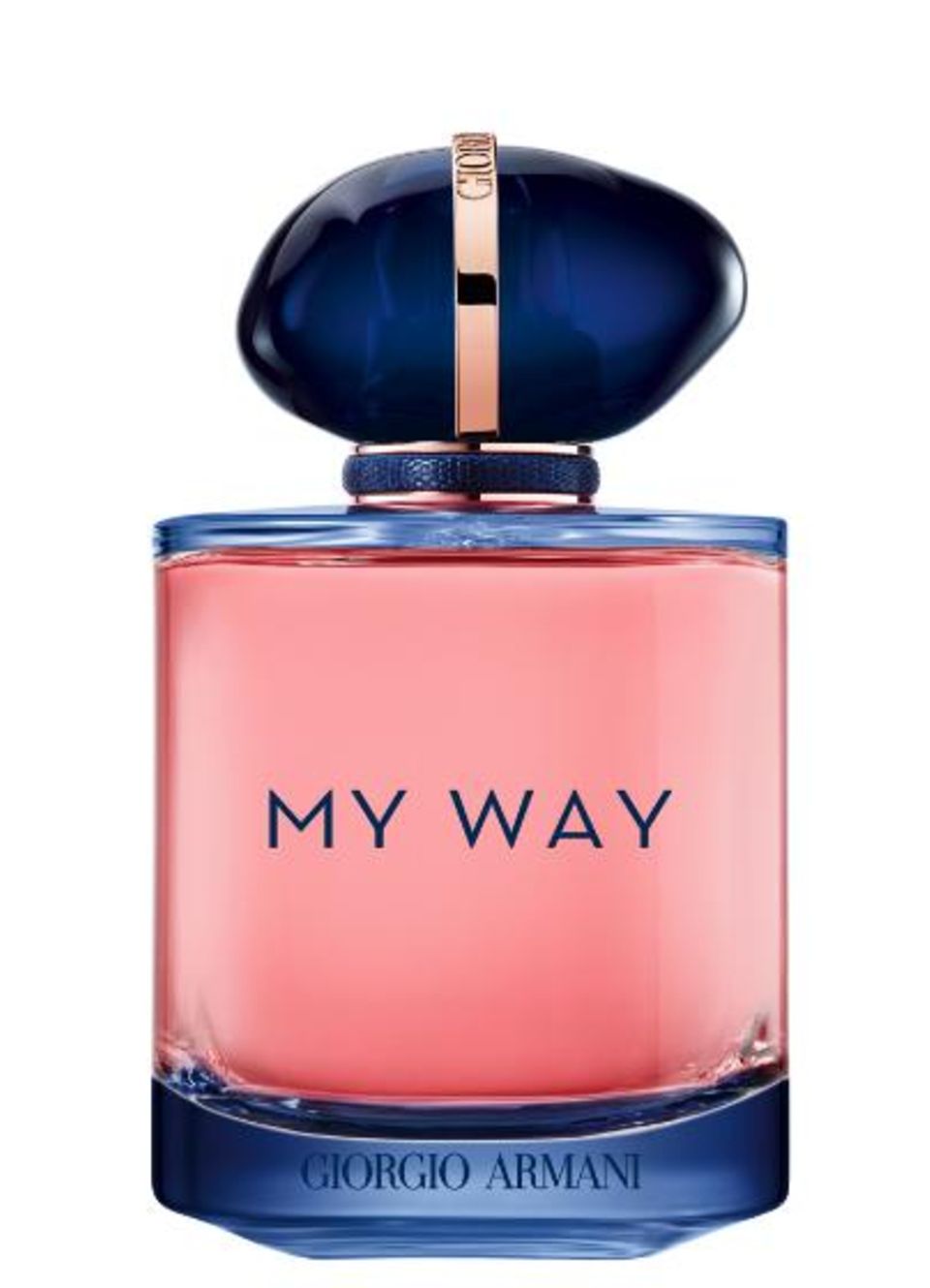 Freiheit und Weiblichkeit in einem Duft vereint. Mit einer floralen Herznote und holzigem Nachhall repräsentiert das Parfum "My Way Intense" von Armani die selbstbestimmte Frau und damit auch den Zeitgeist. Von Giorgio Armani, ca. 70 Euro.
