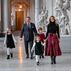 Welch eine schöne Weihnachtsüberraschung für alle Fans des schwedischen Königshauses: Prinzessin Madeleine kehrt für die Feiertage in ihre schwedische Heimat zurück und nimmt dort sogleich einen offiziellen Termin wahr. 