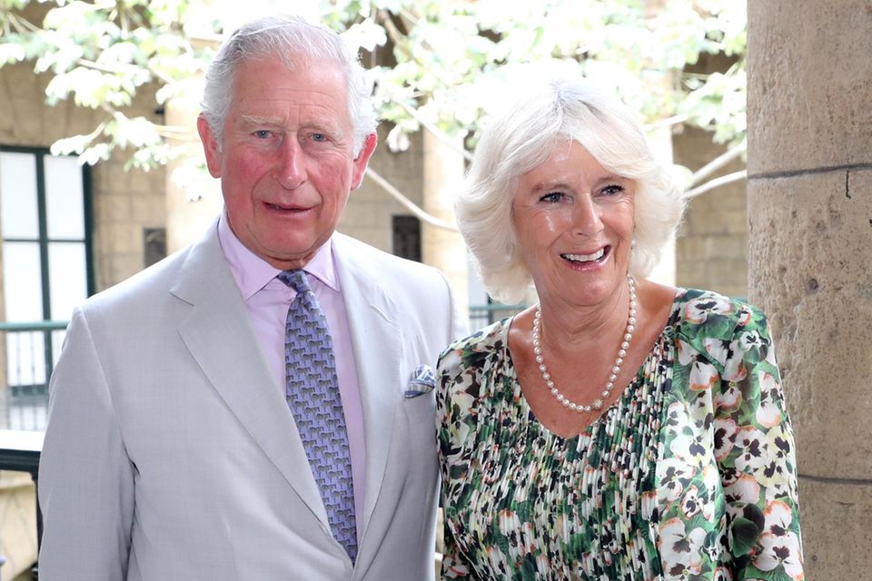 Prinz Charles und Herzogin Camilla senden mit ihrer Weihnachtskarte Signale für die Zukunft als Monarchen.