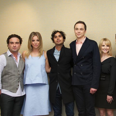 Feierten von 2007 bis 2019 Erfolge mit "The Big Bang Theory": Johnny Galecki, Kaley Cuoco, Kunal Nayyar, Jim Parsons, Melissa Rauch, Mayim Bialik und Simon Helberg