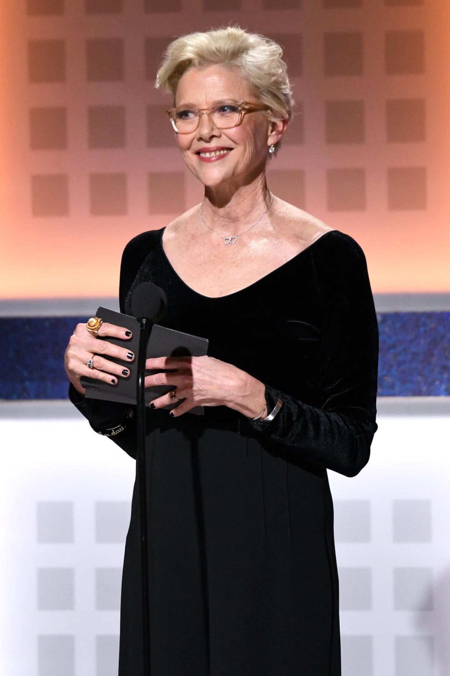 Annette Bening - Starporträt, News, Bilder | GALA.de