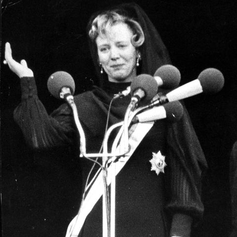 Königin Margrethe am 15. Januar 1972, während ihrer ersten Rede als Königin. Ein trauriger Tag, der in die Geschichtsbücher einging.
