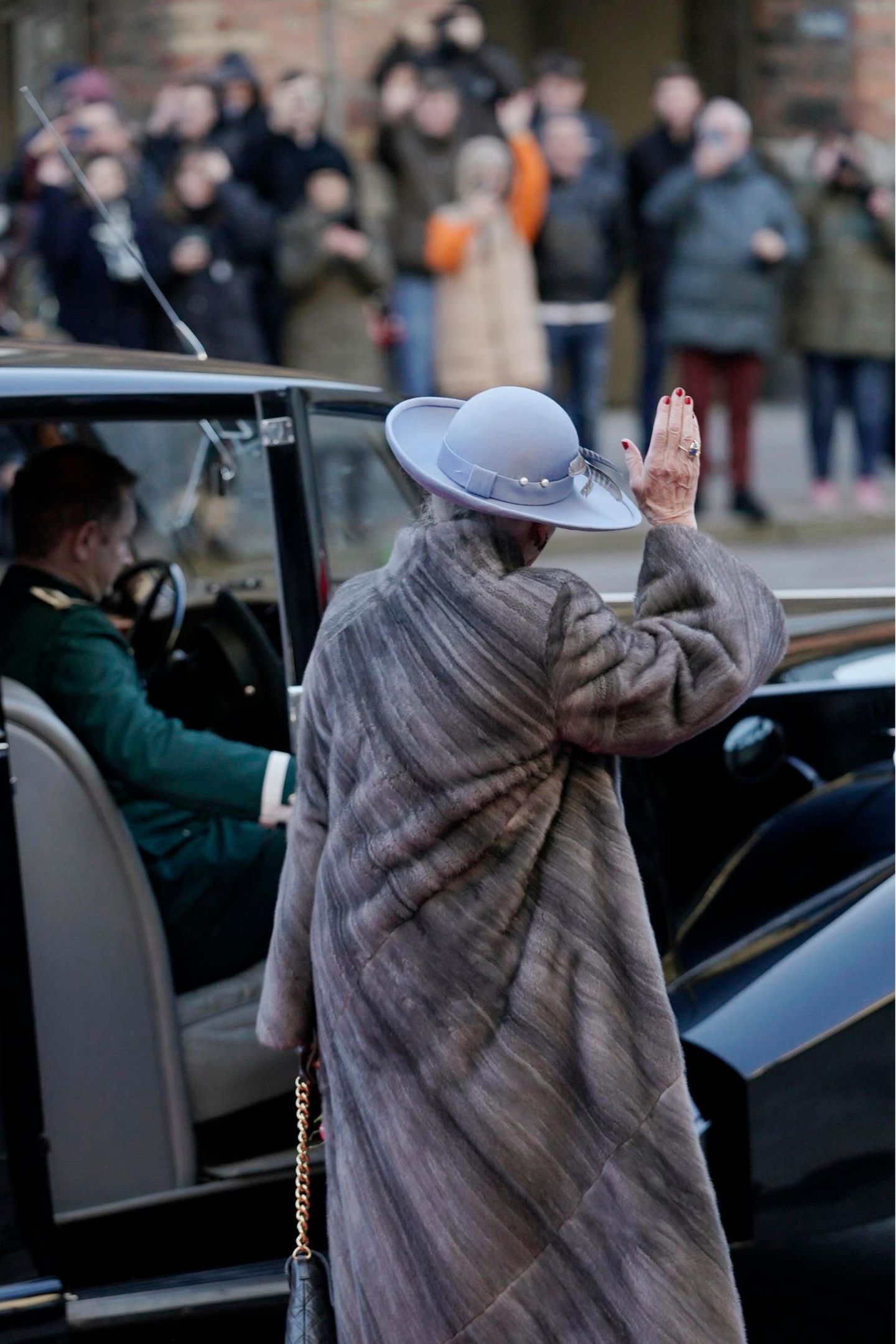 50. Thronjubiläum von Königin Margrethe: Königin winkt ihren Fans