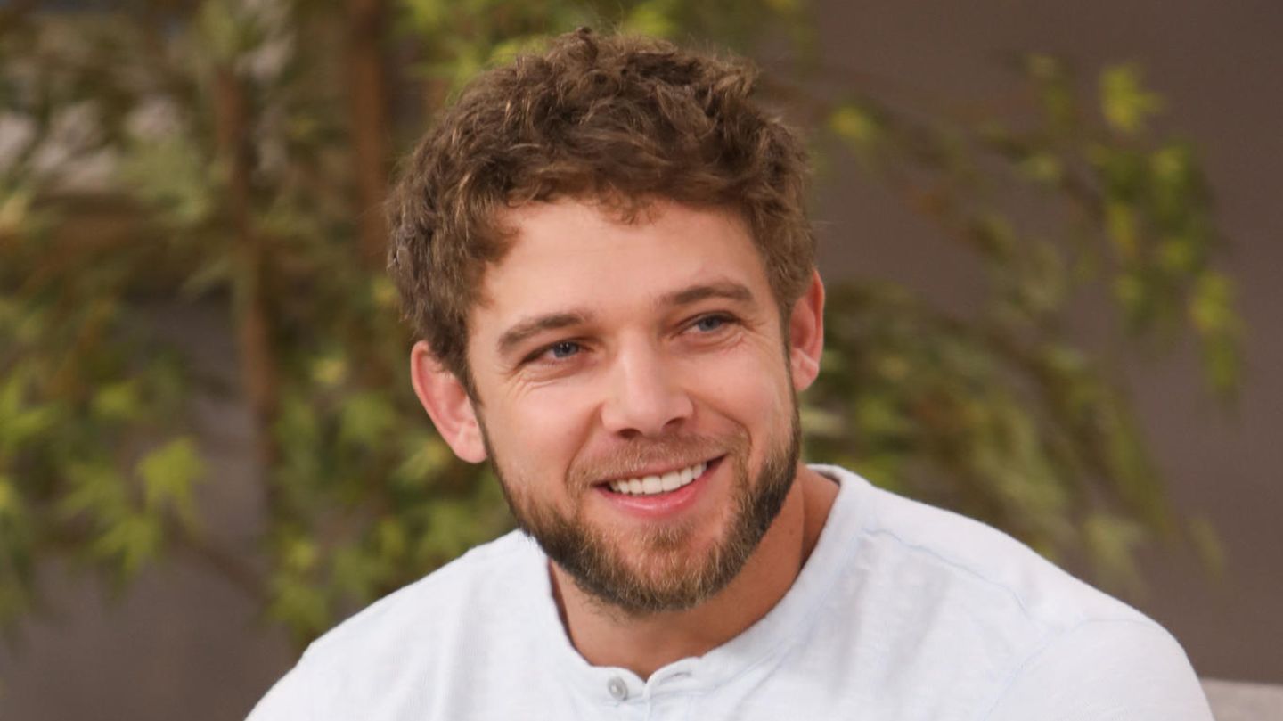 Max Thieriot Starporträt, News, Bilder GALA.de