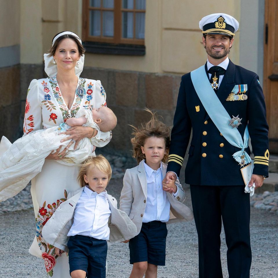 Prinzessin Sofia und Prinz Carl Philip mit den gemeinsamen Kindern Prinz Julian, Prinz Gabriel und Prinz Alexander