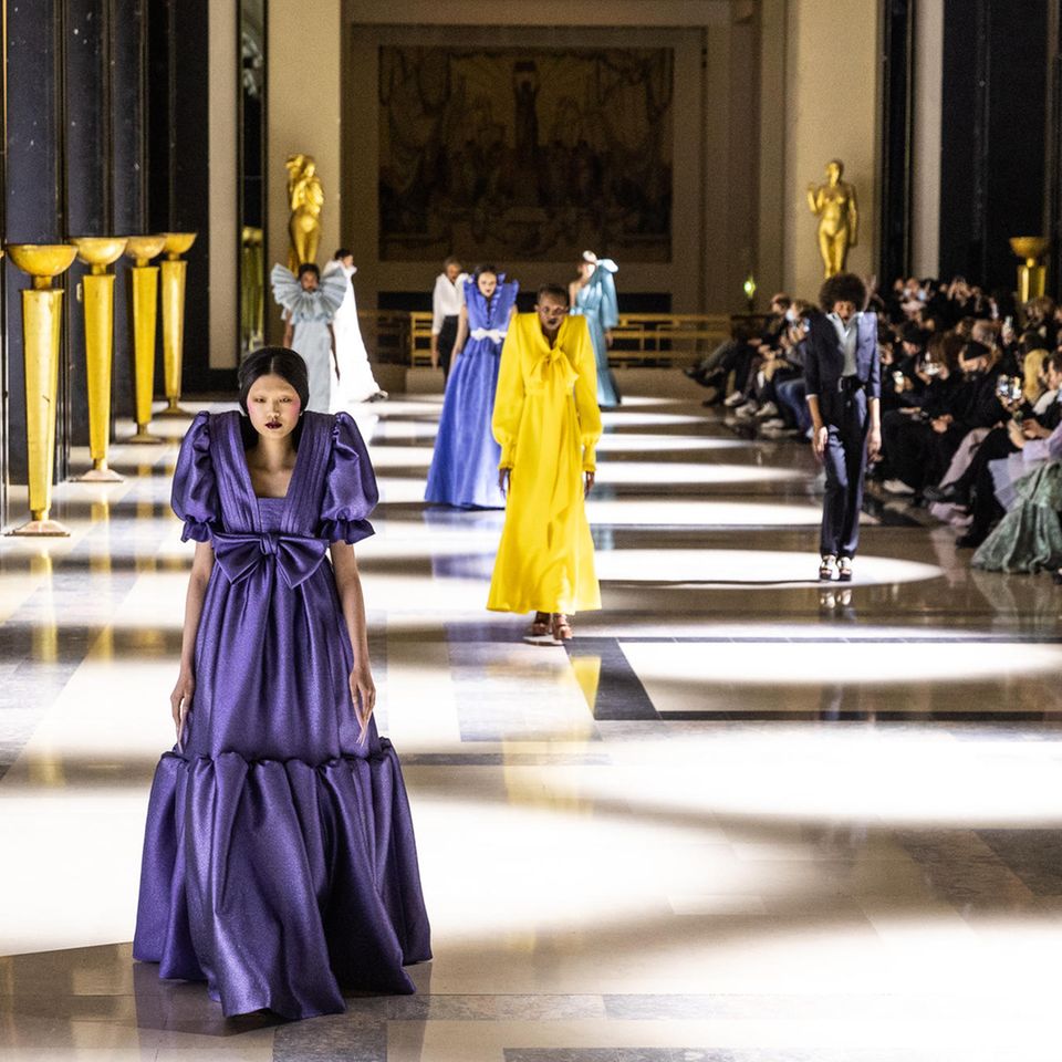 Die besten Bilder der Haute-Couture-Schauen 2022 in Paris