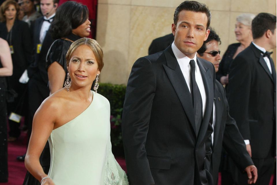 Glücklich sieht anders aus: Jennifer Lopez und Ben Affleck bei der Oscar-Verleihung 2003.