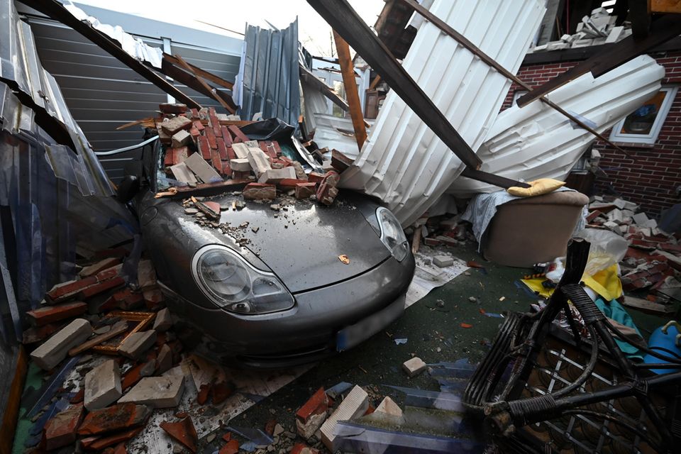 Der Porsche, den der verstorbene Schauspieler Jan Fedder seiner Frau Marion schenkte, ist beim Orkan "Zeynep" zerstört worden.