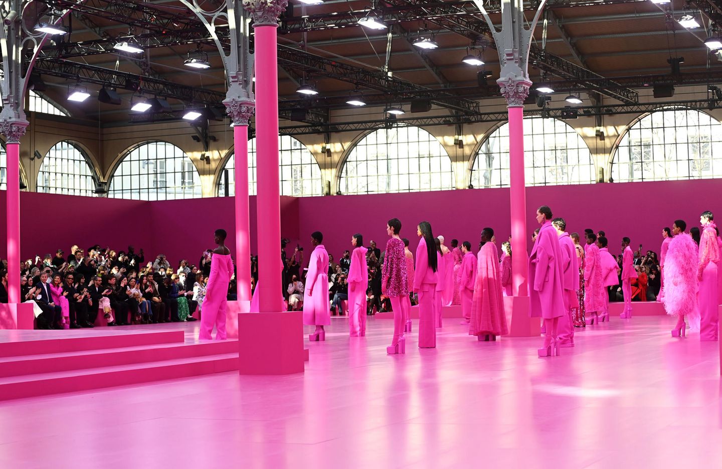 Pretty in Pink: Die Farbgebung der neuen Valentino-Kollektion ist eindeutig.