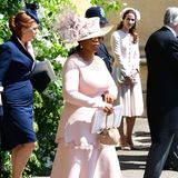 Ob sie sich von Talkshow-Ikone Oprah Winfrey inspirieren hat lassen? Sie erscheint zur Hochzeit von Herzogin Meghan und Prinz Harry am 19. Mai 2018 mit einer Mini-Version der Tasche in Cremebeige. 