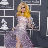 Lady Gaga hat sich bereits in der Fashion-Umlaufbahn etabliert. In Armani Privé Couture beweist sie, dass sie bereits ein Teil des Hollywood-Sonnensystems ist.