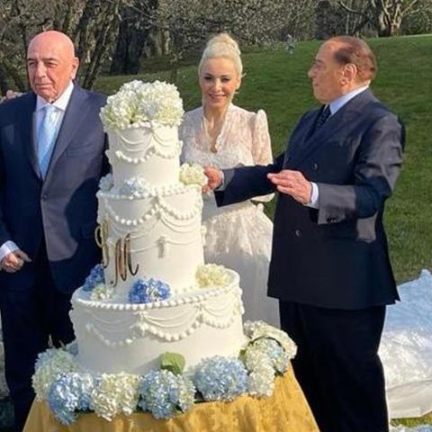 Silvio Berlusconi heiratet Marta Fascina am 19. März 2022 symbolisch. 
