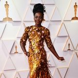 Lupita Nyong'o auf dem roten Teppich der Oscar 2022