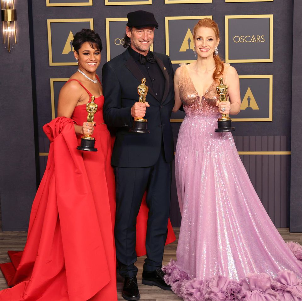 Ariana DeBose, Troy Kotsur und Jessica Chastain