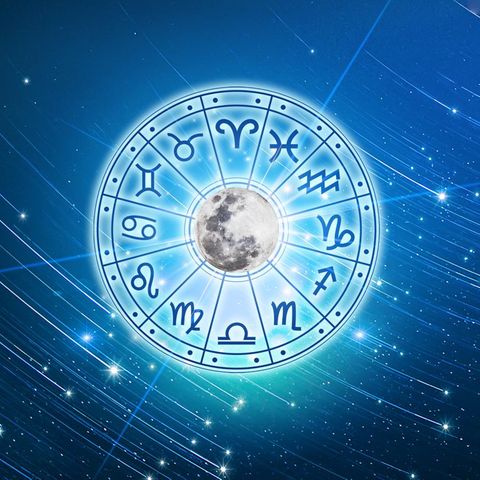 Neumond am 1.4.2022: Sternzeichensymbole im Nachthimmel