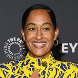 Bei Tracee Ellis Ross passen Augen-Make-up und Outfit perfekt zusammen. Beim 39. Annual PaleyFest in L.A. begeistert sie mit gelbem Lidschatten, der ihre Augen toll zur Geltung bringt. Ein cooles Statement, das sicher nicht jede:r trägt.