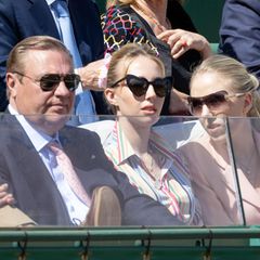 Royaler Besuch auf den Rängen der Monte-Carlo Rolex Masters: Prinz Charles von Bourbon-Sizilien besucht das Turnier mit seinen Töchtern Maria Chiara und Maria Carolina.