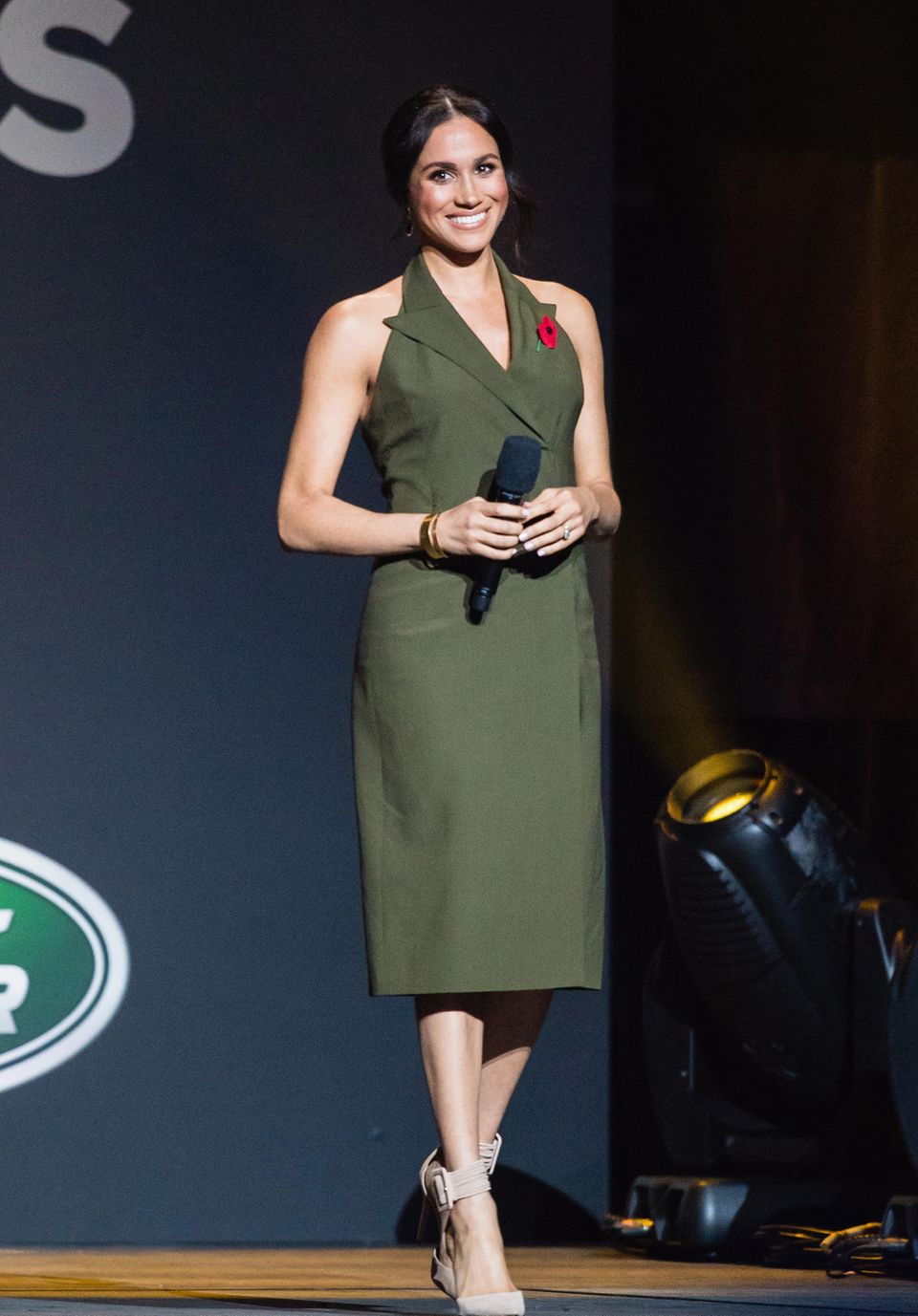 Herzogin Meghan bei den Invictus Games: 2018 setzt Meghan bei den Invictus Games vermehrt auf Kleider. 2018 setzt Meghan bei den Invictus Games vermehrt auf Kleider.