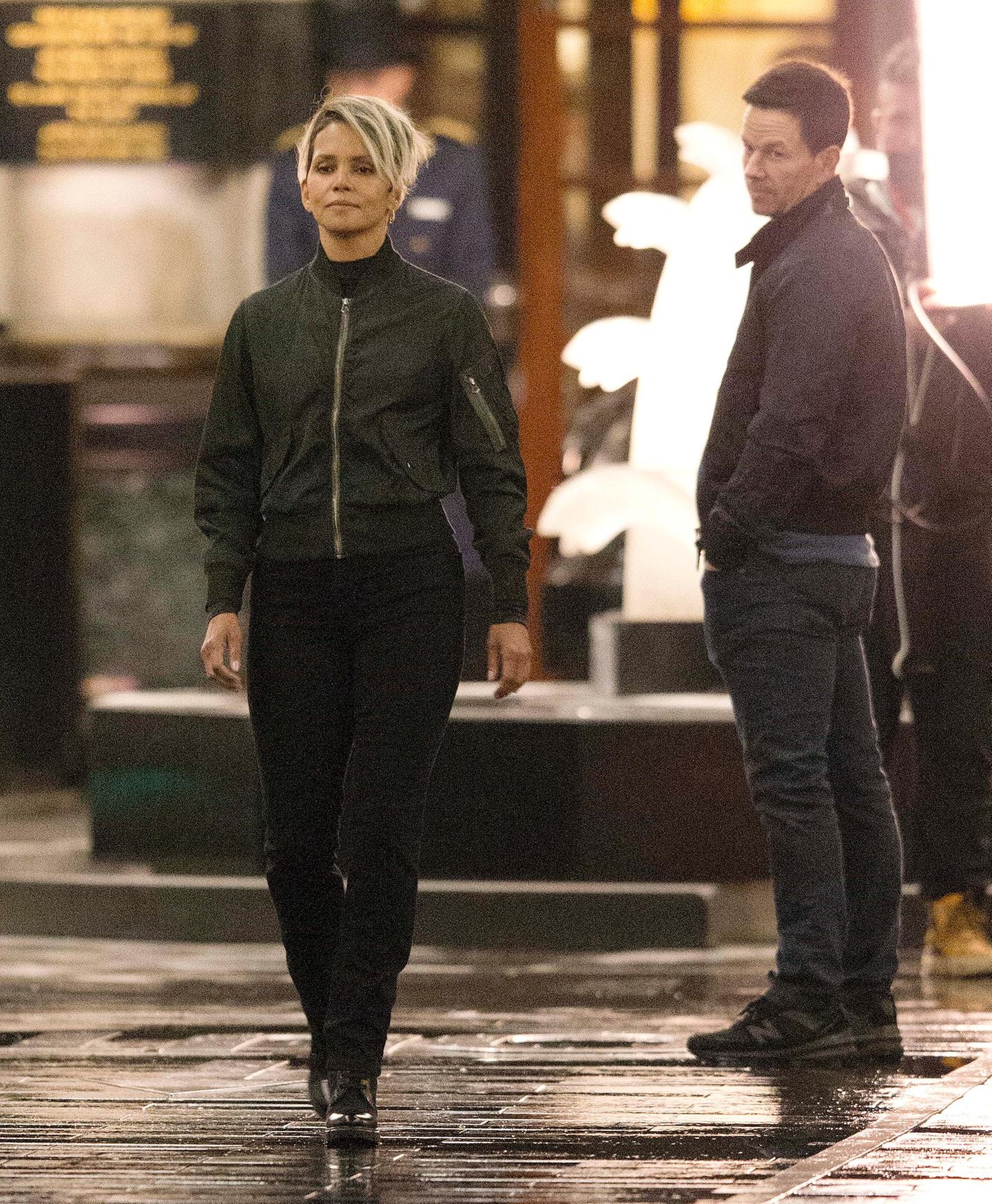 Stars am Set: Halle Berry und Mark Wahlberg