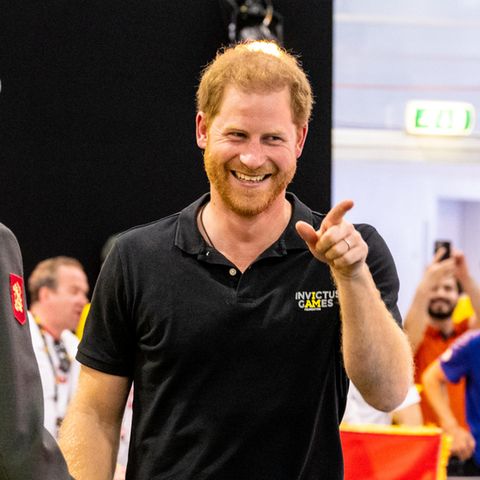 Prinz Harry lacht bei den Invictus Games in Den Haag
