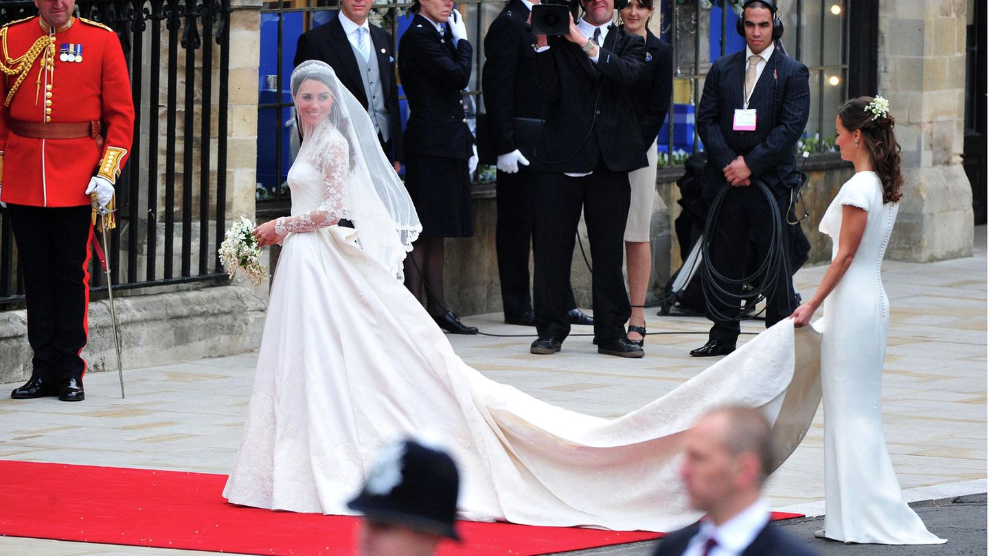 Queen-Victoria-Diese-Royal-revolutionierte-die-Modewelt