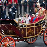 Auch die Kutsche selbst zeugt von der ganzen Pracht des britischen Königshauses.