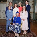 Königin Margrethe mit ihrer Familie am Tag von Isabellas Konfirmation