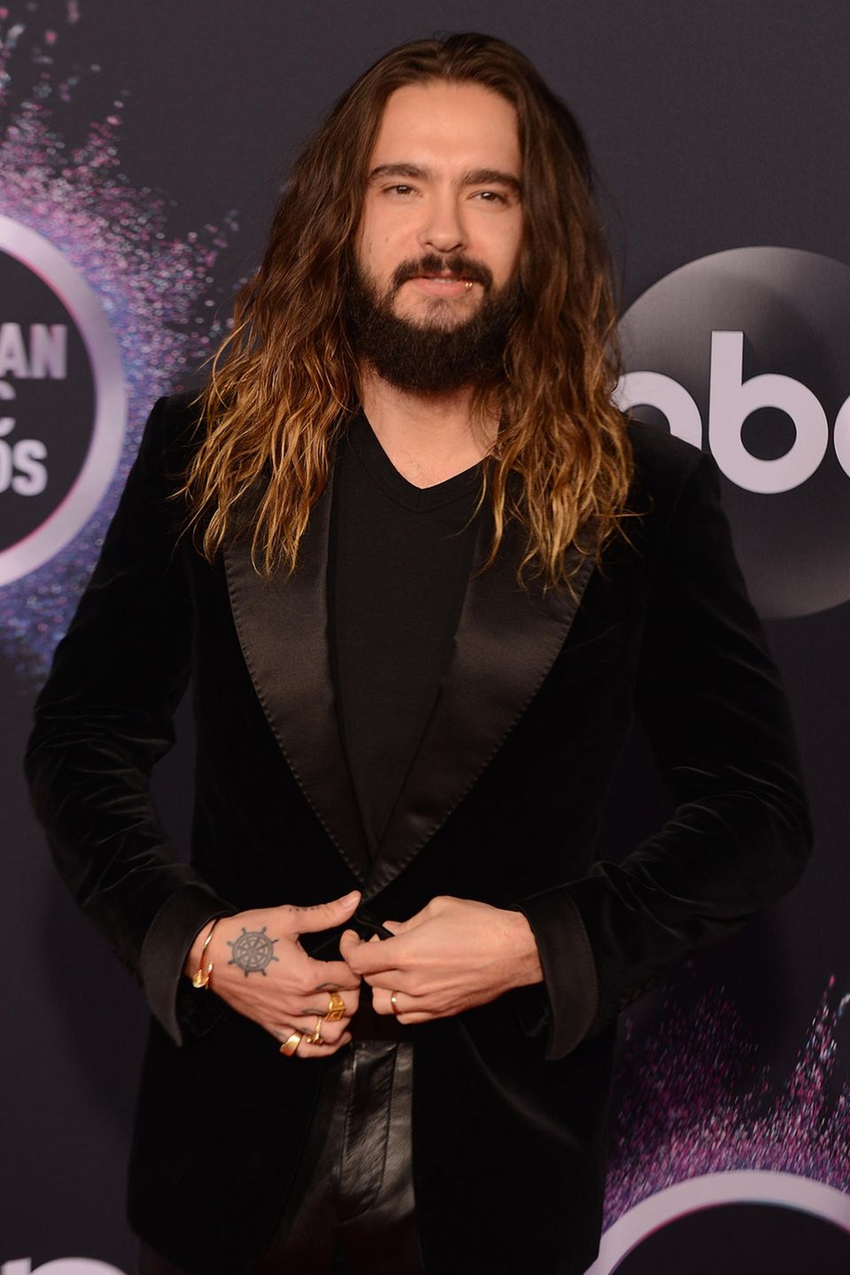 Tom Kaulitz: Das wahre Alter des Tokio Hotel-Zwillingsbruders Tom Kaulitz: Das wahre Alter des Tokio Hotel-Zwillingsbruders