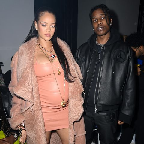 Rihanna und ASAP Rocky posieren für die Fotografen.