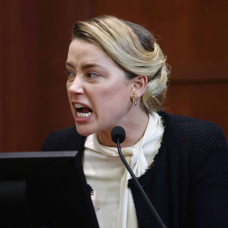 Amber Heard an Tag zwei ihrer Anhörung im Prozess gegen Johnny Depp
