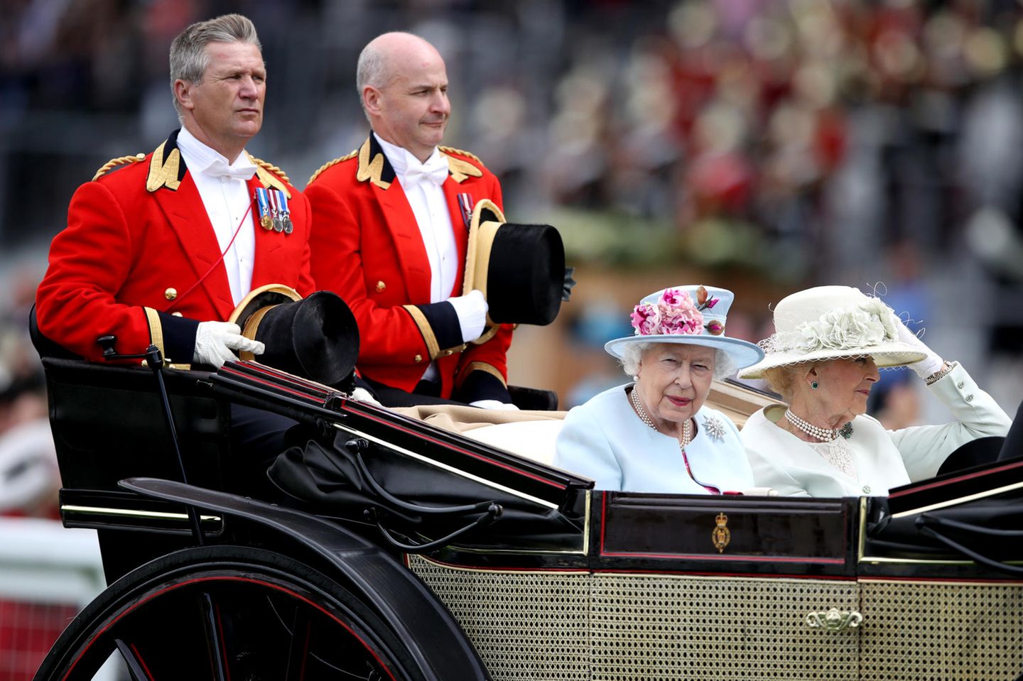 La regina Elisabetta e la principessa Alexandra al Royal Ascot 2018