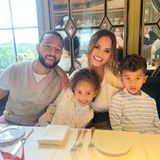 Familie: John Legend, Chrissy Teigen und Kids