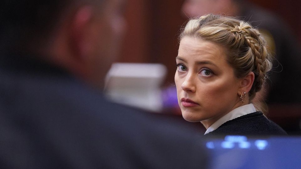 Amber Heard + Johnny Depp: Das Gerichtsurteil kommt – und die Nachwirkungen bleiben