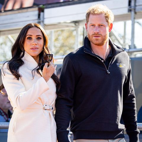 Herzogin Meghan + Prinz Harry: Sie sorgen vor Platinjubiläum für Frustration