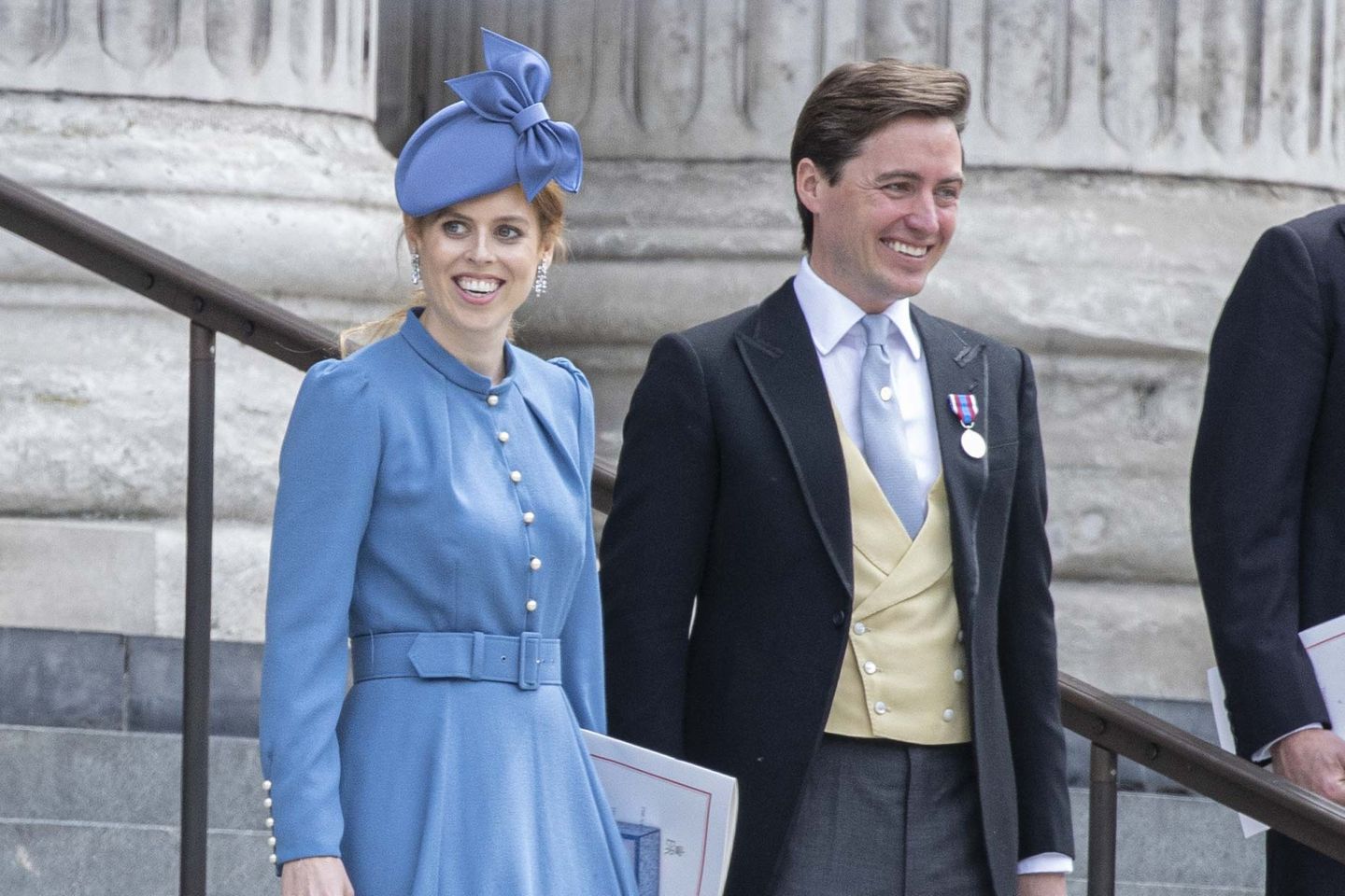 Princesse Beatrice : La princesse Beatrice et Edoardo Mapelli Mozzi au service à Londres. La princesse Beatrice et Edoardo Mapelli Mozzi au service à Londres.