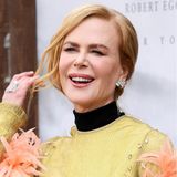 Zwanzig Jahre später ist die Liste von Nicole Kidmans weltweiten Filmerfolge und Auszeichnungen immer länger geworden, mit ihr aber anscheinend auch der Druck, jugendlich und faltenlos zu bleiben. Ihr fröhliches Lachen wirkt mittlerweile doch ein wenig eingefroren. Heute (20. Juli 2022) feiert der Hollywood-Star seinen 55. Geburtstag. Happy Birthday!
