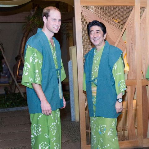 Prinz William traf Shinzo Abe 2015 bei seinem Japanbesuch.