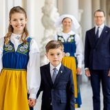 Prinzessin Estelle und Prinz Oscar posieren für ein Portrait.