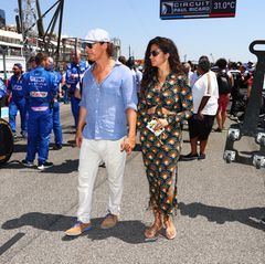 FGesichtet: Matthew McConaughey und seine Frau Camila Alves bei der Startaufstellung der Formel1.