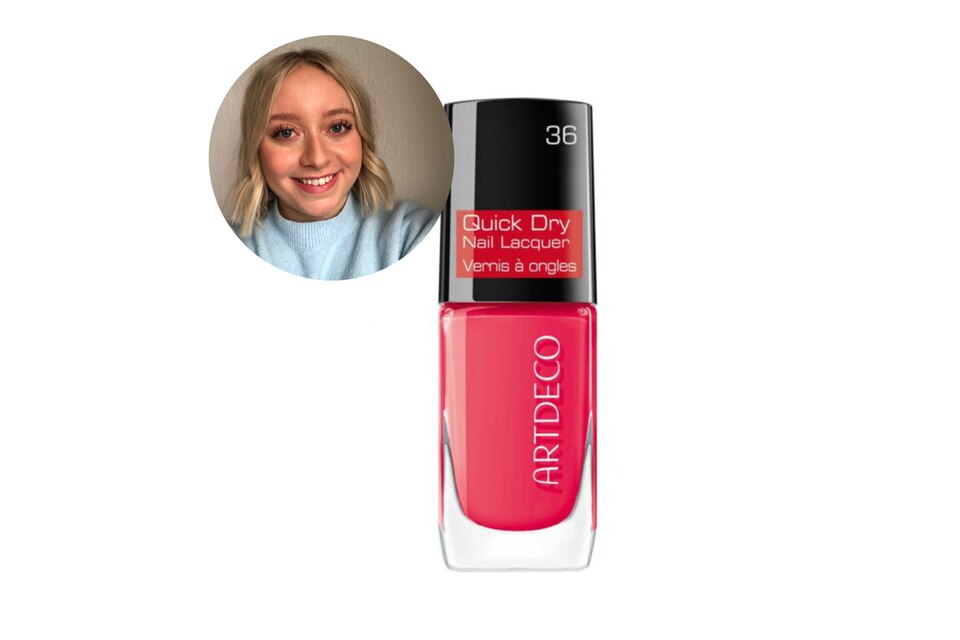 GALA Beautyprobe: Redakteurin Julika testet den schnell trocknenden Nagellack von Artdeco. Redakteurin Julika testet den schnell trocknenden Nagellack von Artdeco.