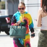 Jennifer Lopez mit Birkin Bag auf dem Weg zum Sport.