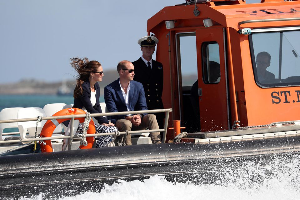 Herzogin Catherine + Prinz William verlassen die Insel Tresco