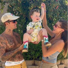 Justin und Hailey Bieber mit ihrer Nichte