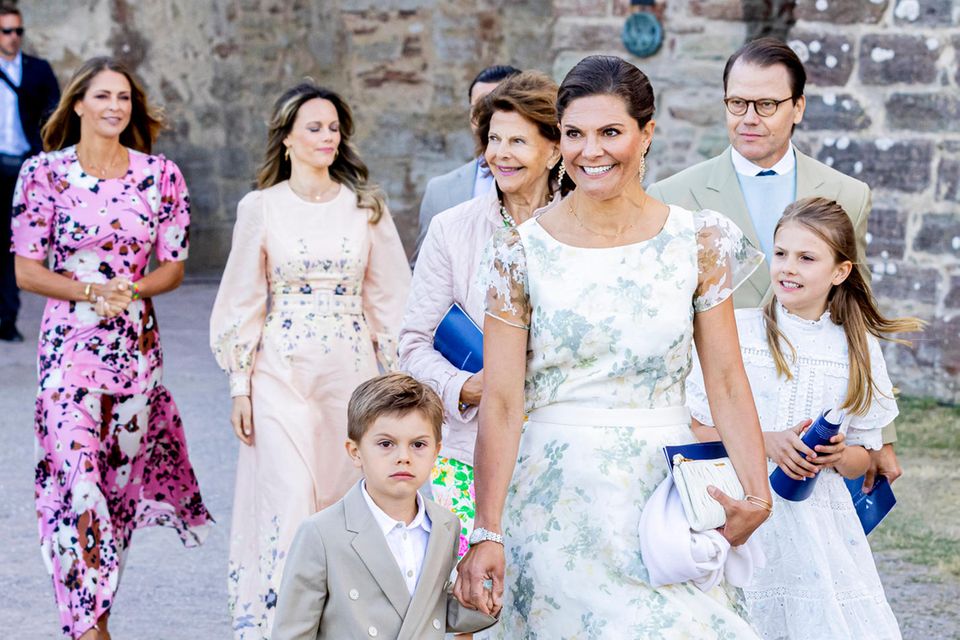 Schweden Royals Bei Evelyn Burdeckis Party: Geknutscht Und Getanzt Mit Prinzessin Victoria & Daniel - gk7jryt