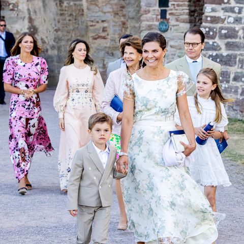 Schwedische Royals: Prinzessin Madeleine, Prinzessin Sofia, Königin Silvia, Prinz Daniel, Prinz Oscar, Prinzessin Victoria und Prinzessin Estelle
