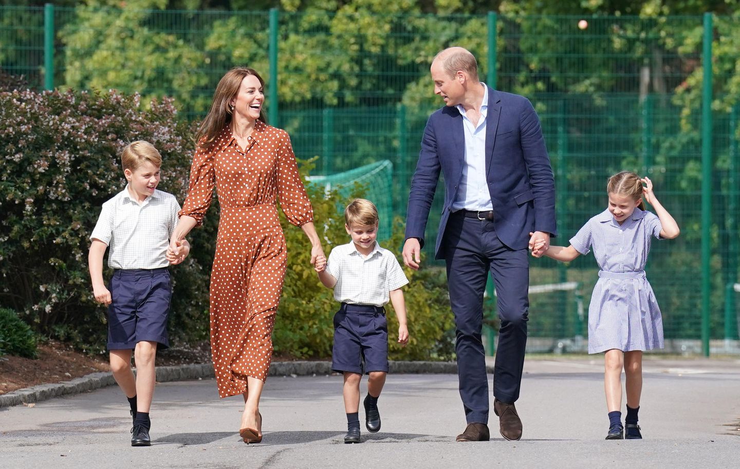 Prinz George, Herzogin Catherine, Prinz Louis, Prinz William und Prinzessin Charlotte
