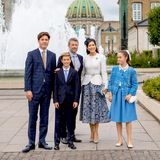 Extra schick gemacht hat sich die Kronprinzenfamilie mit Prinz Christian, Prinz Vincent, Frederik und Mary und die bezaubernde Josephine.